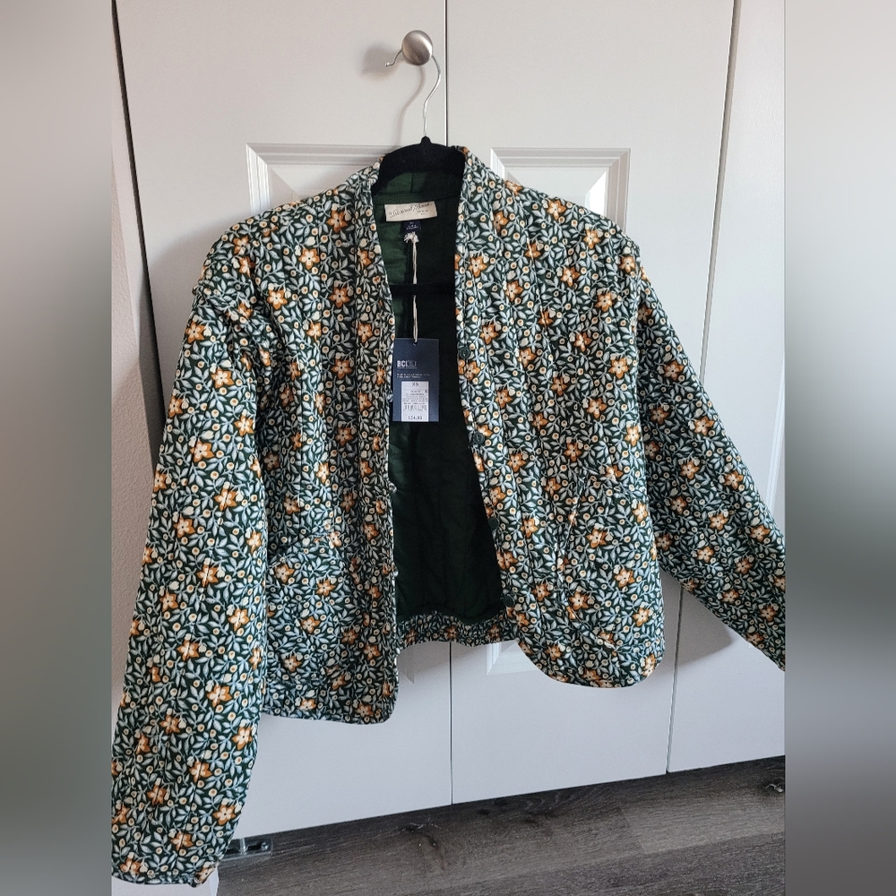 Quilted green jacket, universal threads xs
